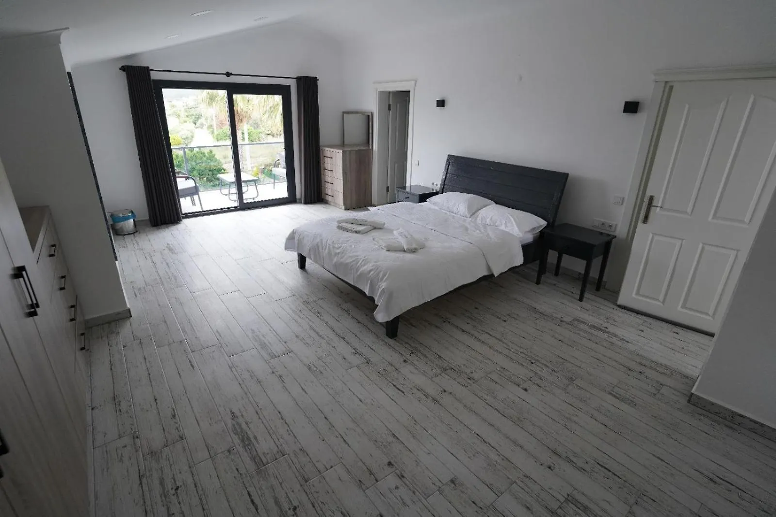Villa Valencia By Luxury Group, Oeluedeniz, Private Pool Cedit