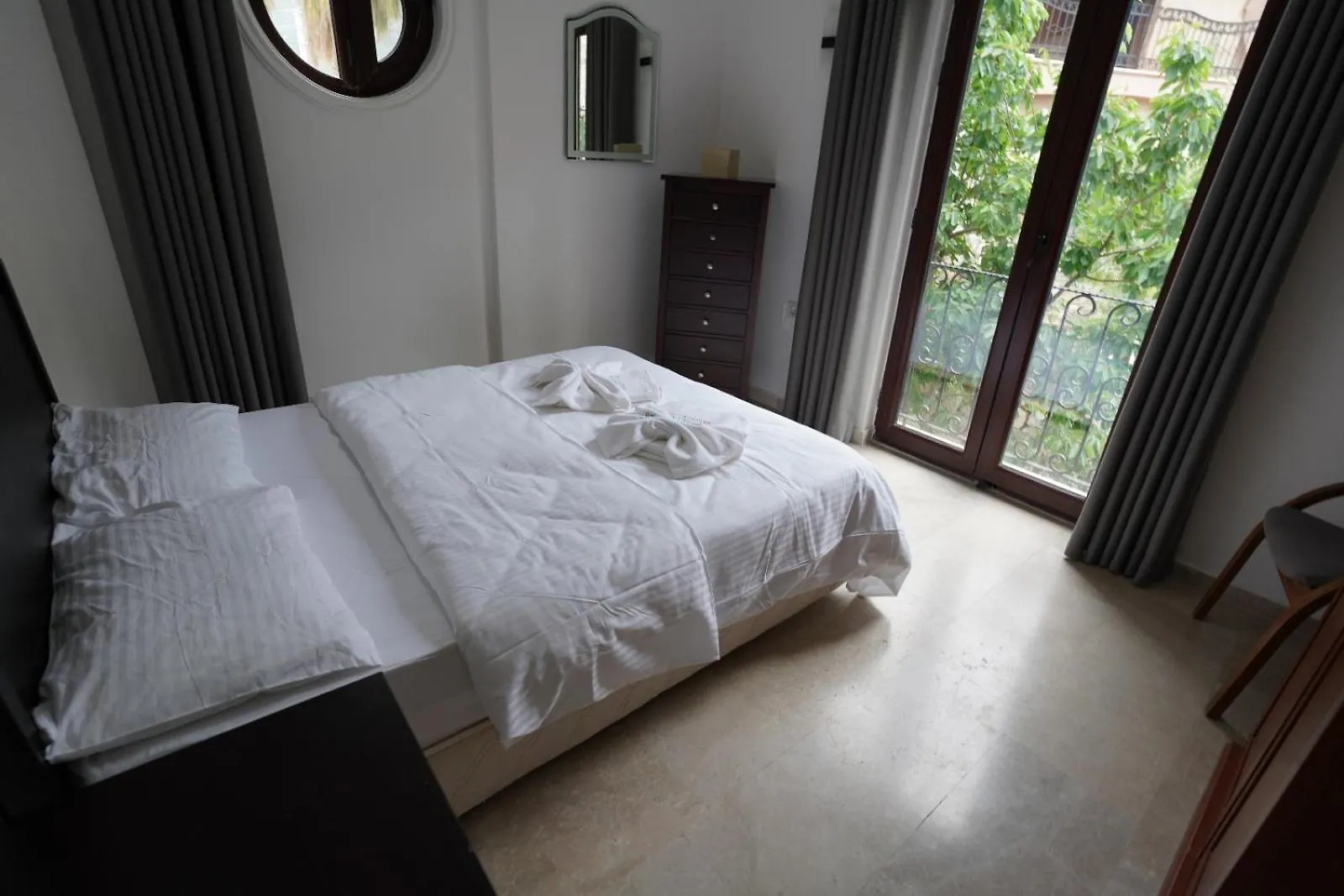 Villa Valencia By Luxury Group, Oeluedeniz, Private Pool Cedit 0*,  Turquia